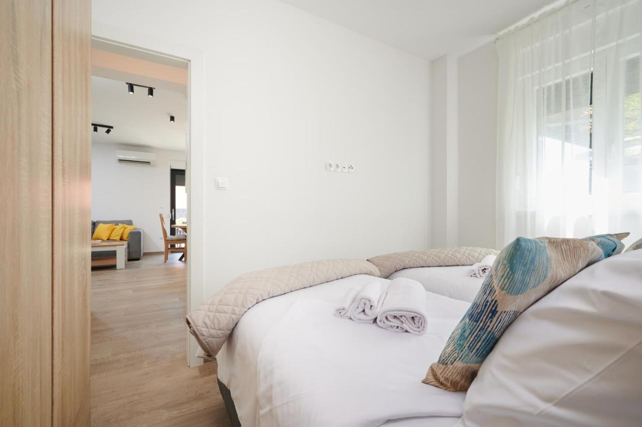 Zen Apartment 特罗吉尔 外观 照片